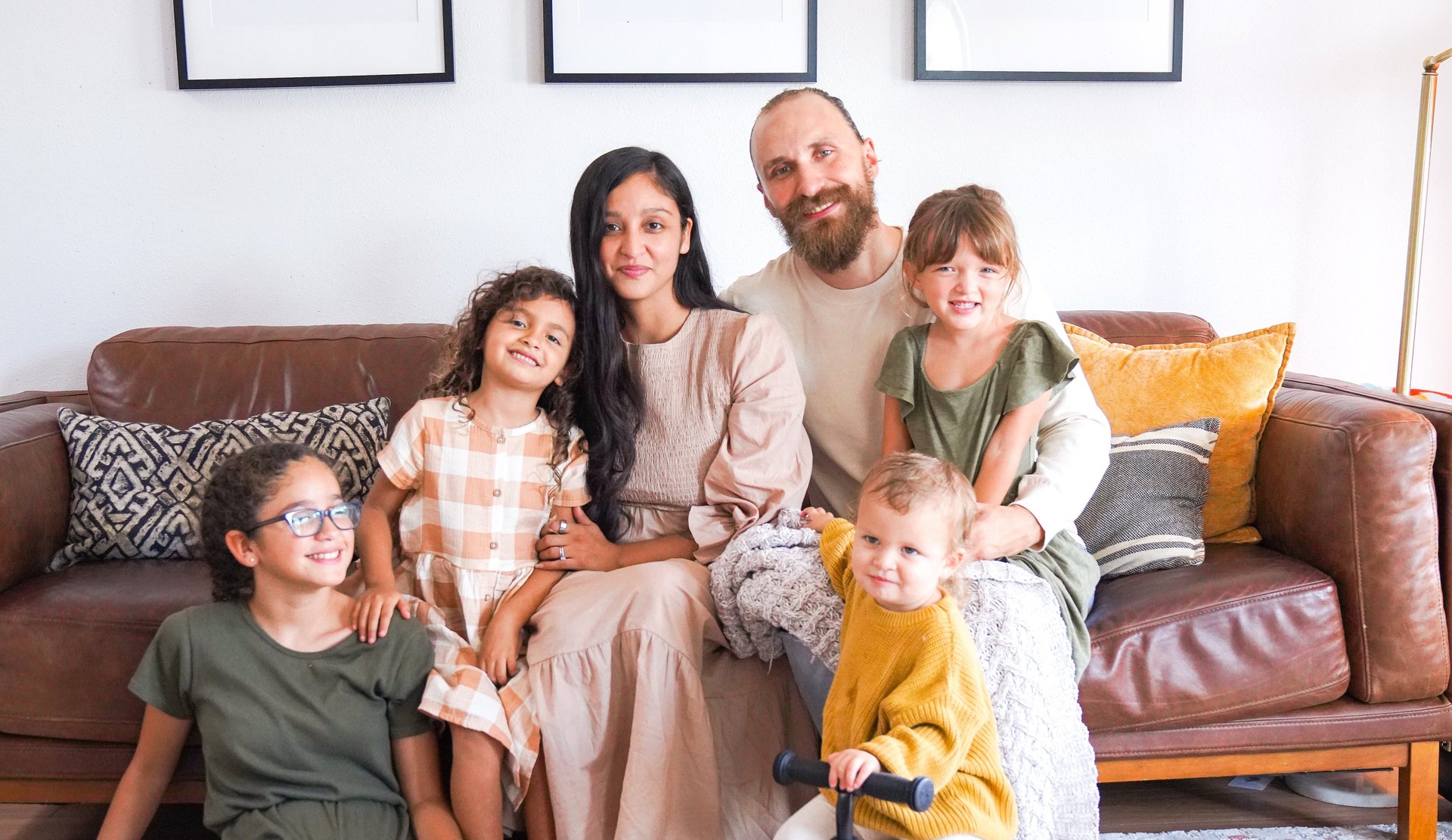 Jonathan and Nancy Laudon with their children